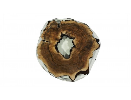 Yuvarlak ceviz köku masa.